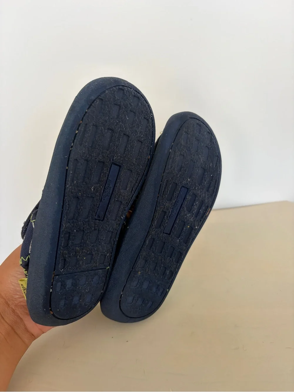 OshKosh B'gosh Navy & Lime Shark Print Kids Water Shoes